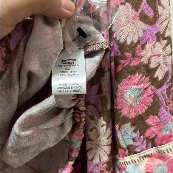 Saltwater LUXE Pink and Red Smocked 3/4 Sleeve Blouse - Picture 7 of 8